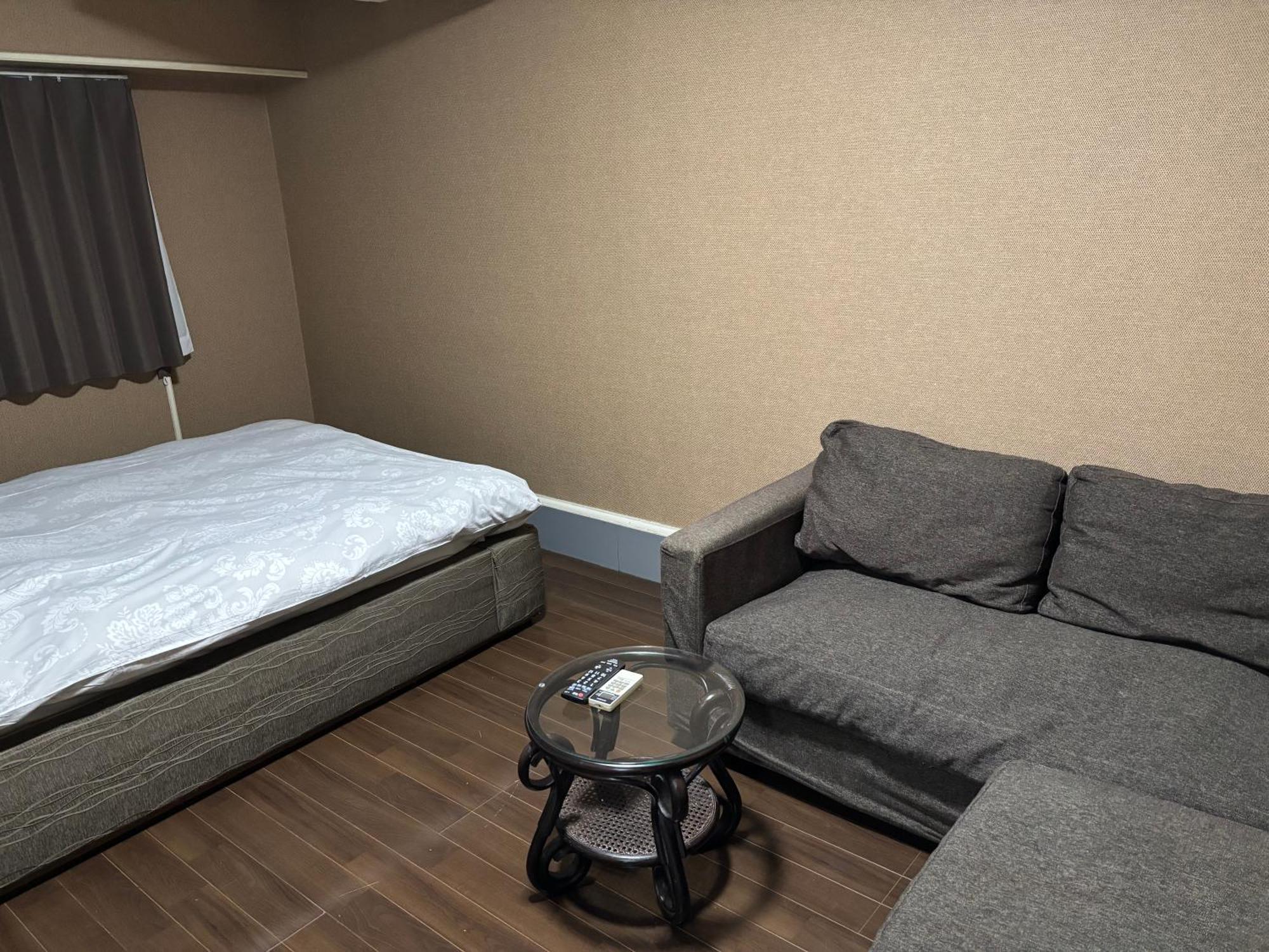 City Hotel Dolphin Tokyo Eksteriør billede